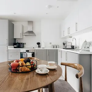  Apartment Lovely One Bed Duplex Flat